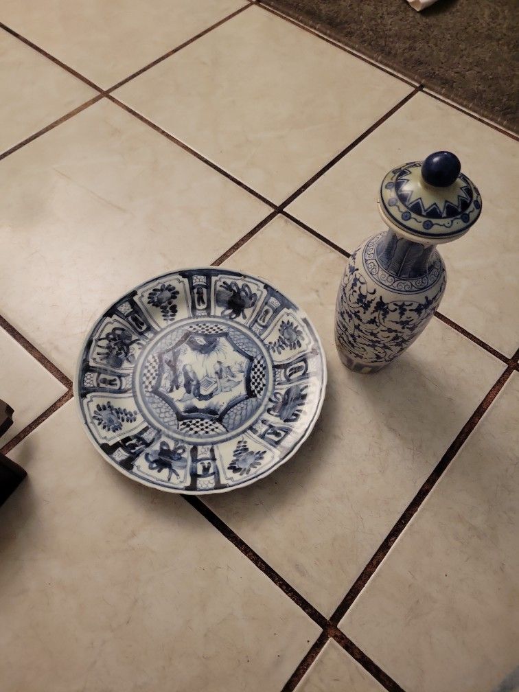 Vintage Chinese Porcelain Plate & Vase