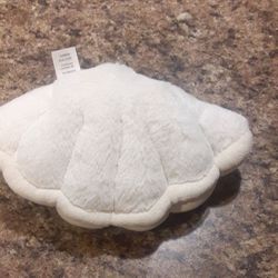 Jellycat clam plush