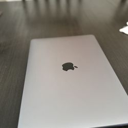 Apple MacBook Pro 2017