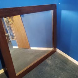 2 Mirrors 