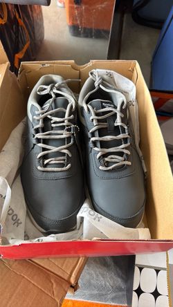 Reebok Low-Top Sneakers
