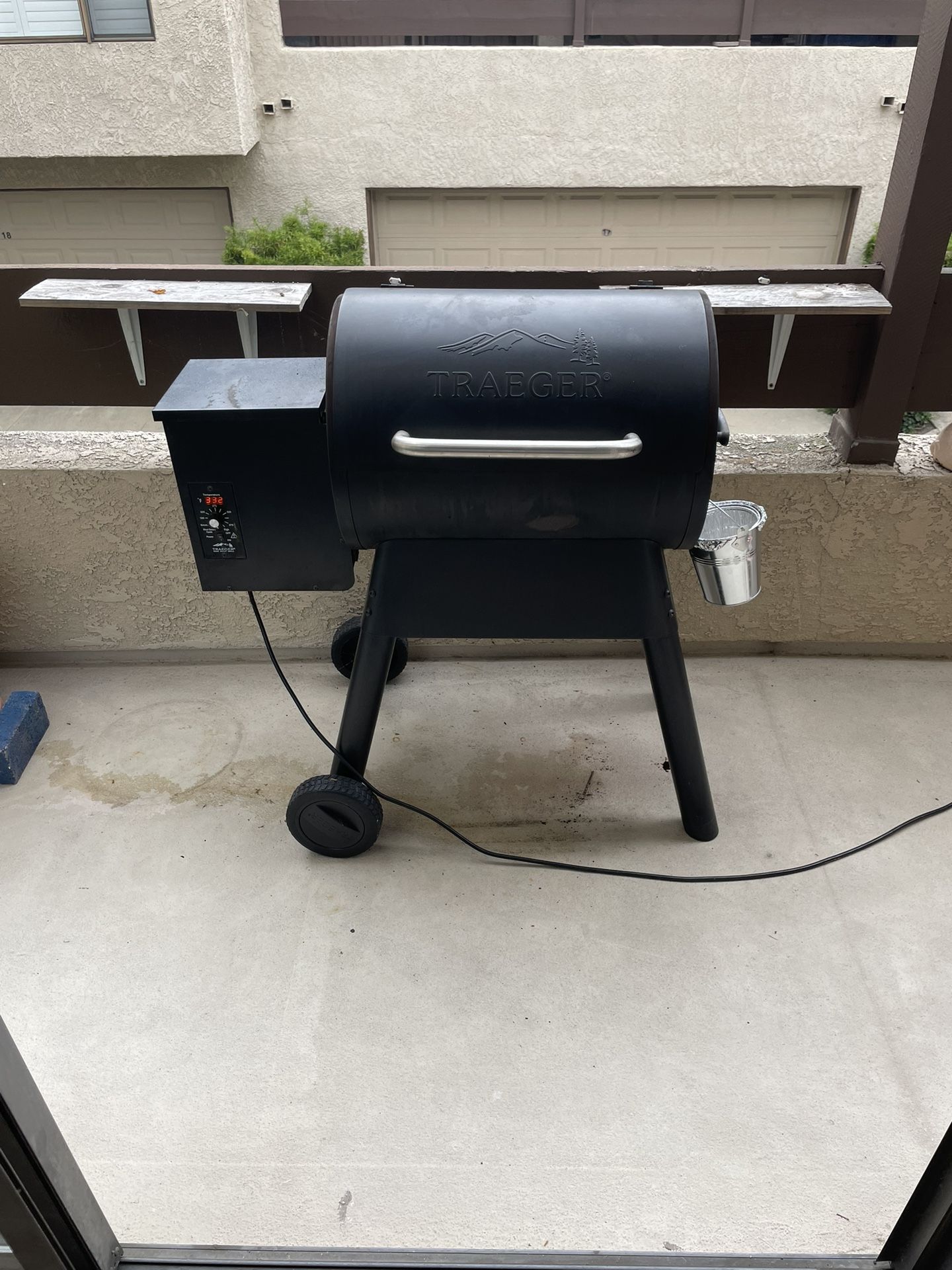 Traeger Grill for Sale in Chino Hills, CA OfferUp