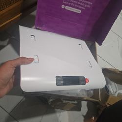 Greater Goods Smart Bluetooth Baby Scale with in-House Algorithm for Wiggly Babies, Infants, and Toddlers
100+ bought in past month