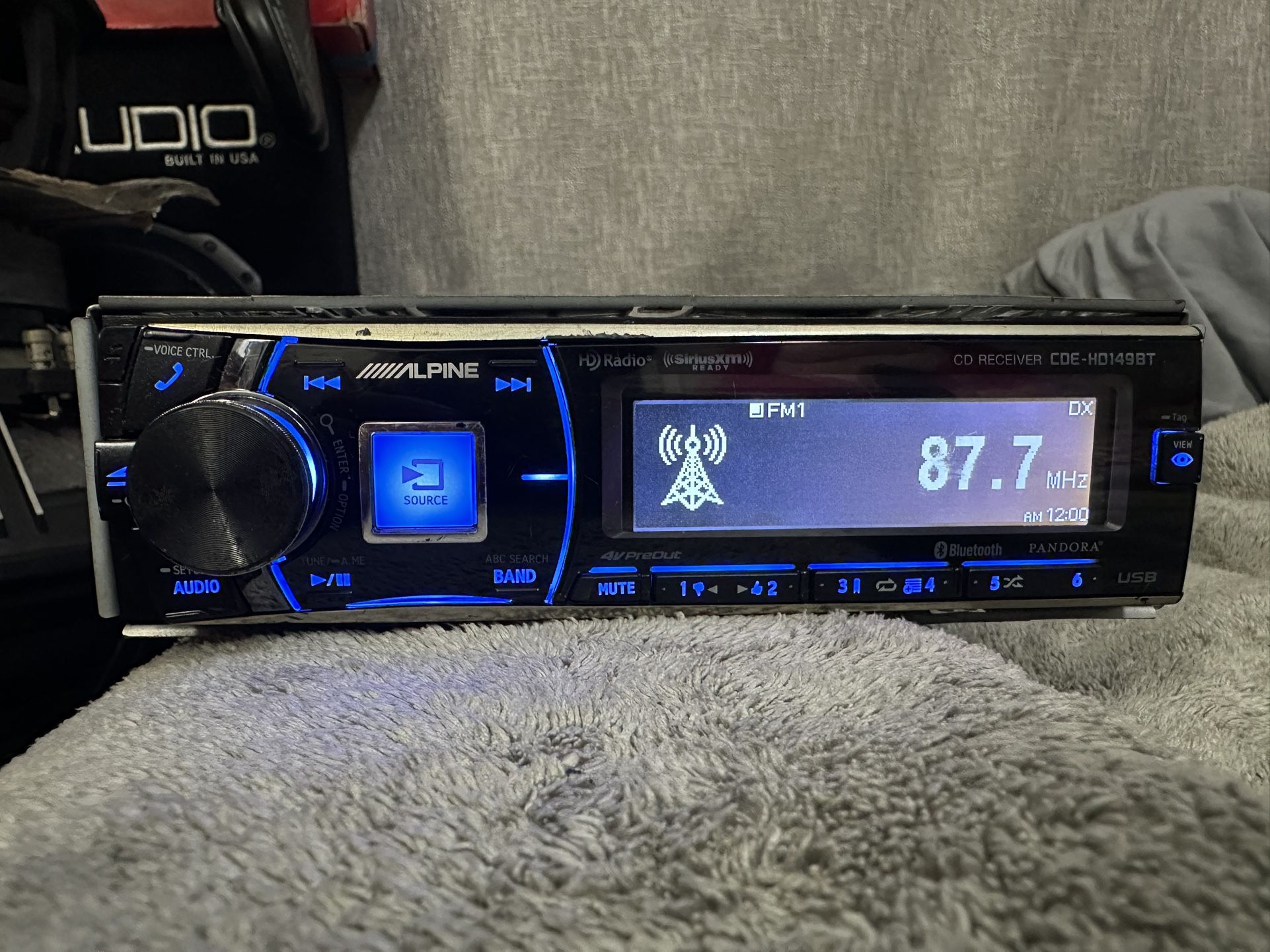 Alpine CDE-HD149BT Bluetooth/USB Car Stereo