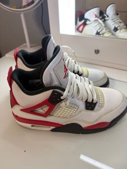 Jordan 4 Retro