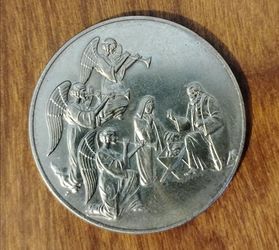 1970 Franklin Mint Christmas Brass Medallion Medal Mary and Joseph