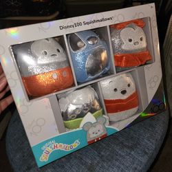 Disney 100 SQUISHMALLOWS