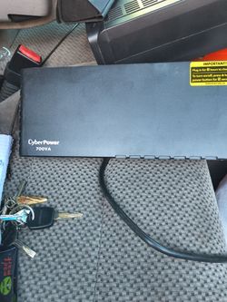 cyberpower 700va power and surge protector
