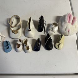 LOT Mismatched Doll Shoes ALL FOR 