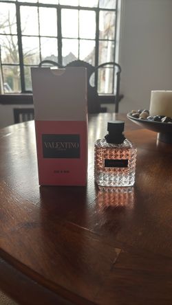 Valentino Donna Born In Roma Perfume Brand New