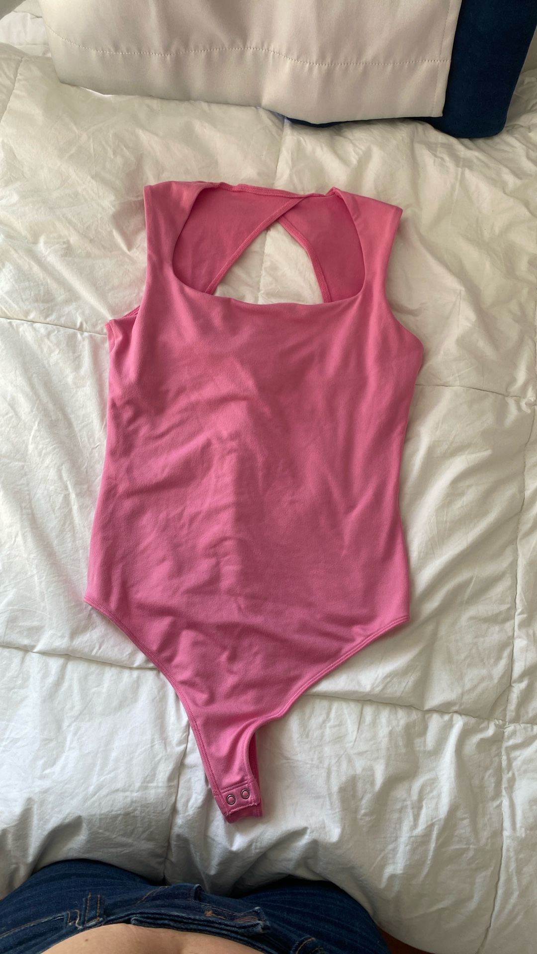 Also A Bodysuit Pink From Hollister Size M.