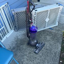 Dyson Vacuum Cleaner 