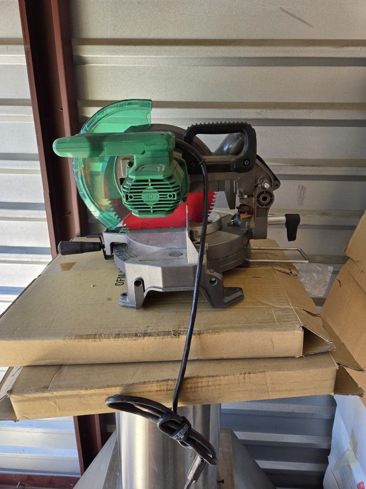 10 Inch Compound Miter Saw | Metabo HPT C10FCGS