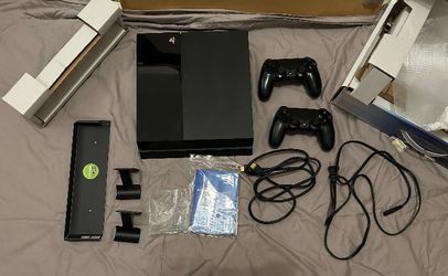 NON-WORKING PS4 For Parts Only
