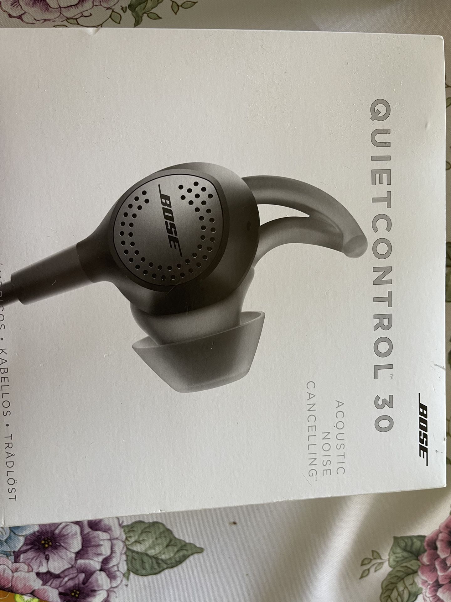 Bose Quiet Control 30 Bluetooth Headphones