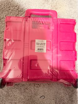 Brand new crate with wheels