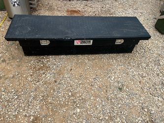 Black diamond plate truck bed toolbox