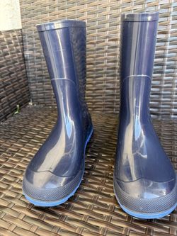 Kids Navy Blue Waterproof Rain Boots; Size 2-3