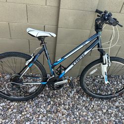 Trek Single Track Series 820 Bike