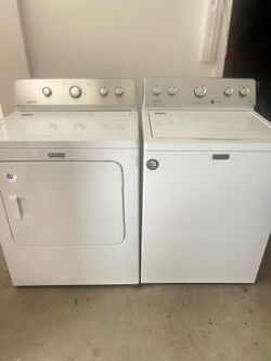 Maytag washer and electric dryer set
