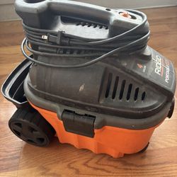 RIDGID Portable Vacuum 4 Gallon 