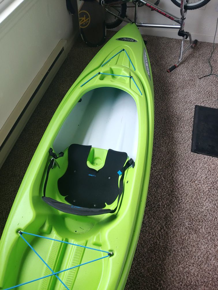 Pelican kayak with oars life jacket and soft memory foam soft rack kit I bought it last summer used it like 8 times no problems at all