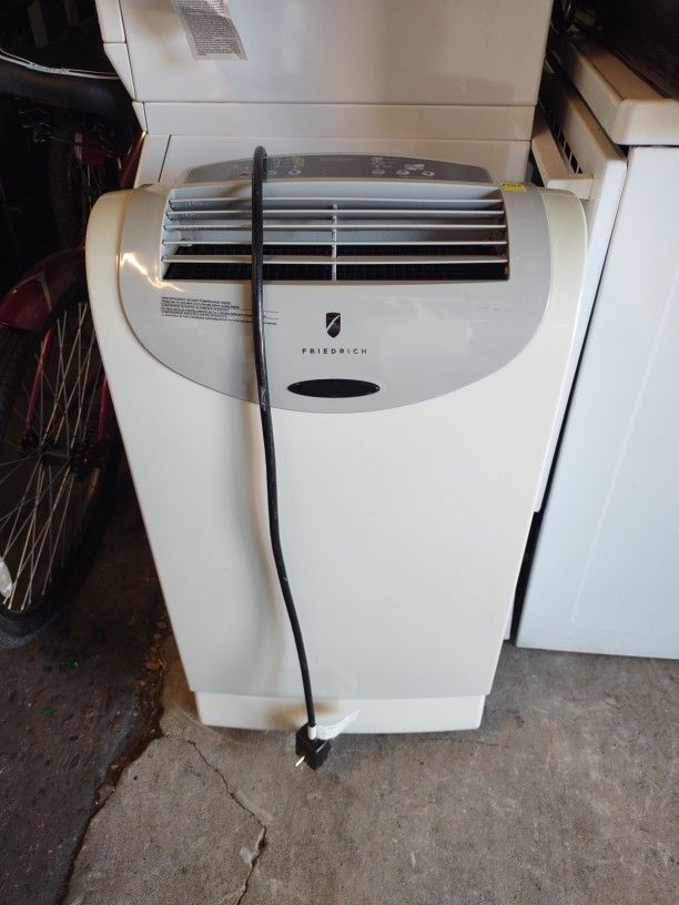 Portable AC With All The Hookups 11,900 BTUs