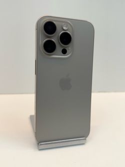 Apple iPhone 15 PRO 128gb. ( Unlocked Phone )