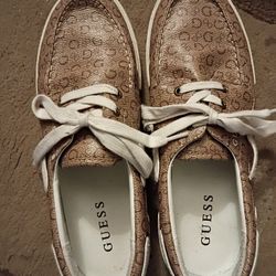Guess Silzon boat shoes