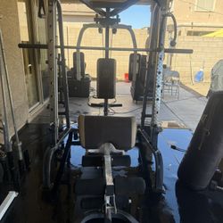 Weights Smith Machine 