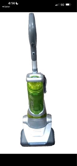 Eureka Nimble Vacuum EL8605 Type A. NEW
