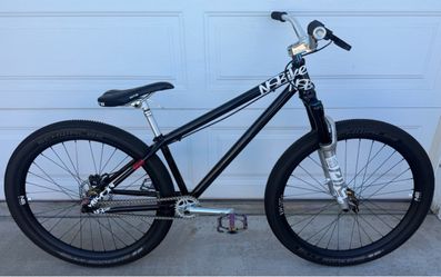 ~ “PRICE DROP” 26” Fully Custom Like New NS Majesty Dj Dirt Jumper Bike ~