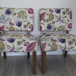 2 Upholstered Accent Chairs – Floral Fabric, Solid Wood Legs, Great Condition