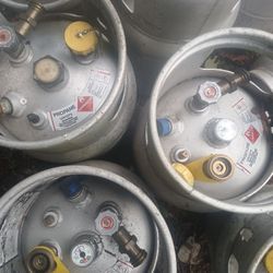 FORKLIFT PROPANE TANKS $75 EACH