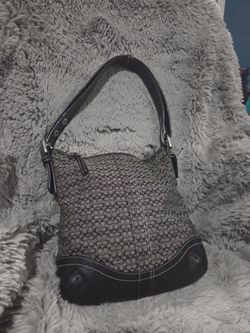 Coach Signature Canvas Shoulder Bag