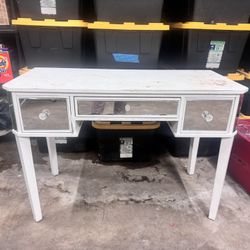 Free Vanity Desk 
