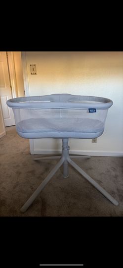 Halo bassinet