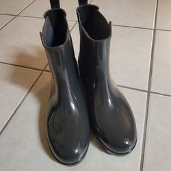 planone Short rain Boots for Women and Waterproof Garden Shoes，Anti-Slipping White Chelsea Rainboots for Ladies with Comfortable Insoles，Stylish Light