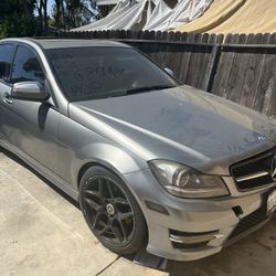 Mercedes Benz 