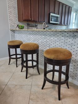 BAR STOOLS