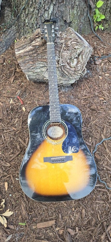 Epiphone Acoustic DR 100 VS