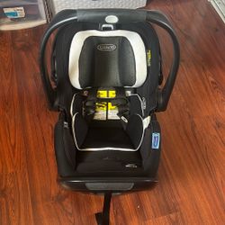 GRACO CAR SEAT 💺