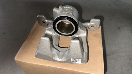🛑 NEW OEM BMW/MINI Front Brake Caliper (TRW P/N (contact info removed)0267) – $110