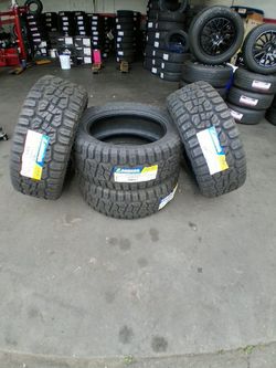 Vendo Un Set De Llantas Nuevas LANDSAIL RT 275/55R20 Instaladas Y Balansiadas Con 50 0000 Mil Millas De Garantía Las 4