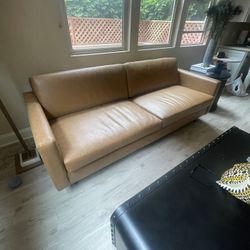 Tan Leather Sofa Like New 