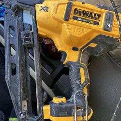 Dewalt Finish Nailer