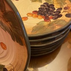 37 Piece DINNERWARE Tuscany