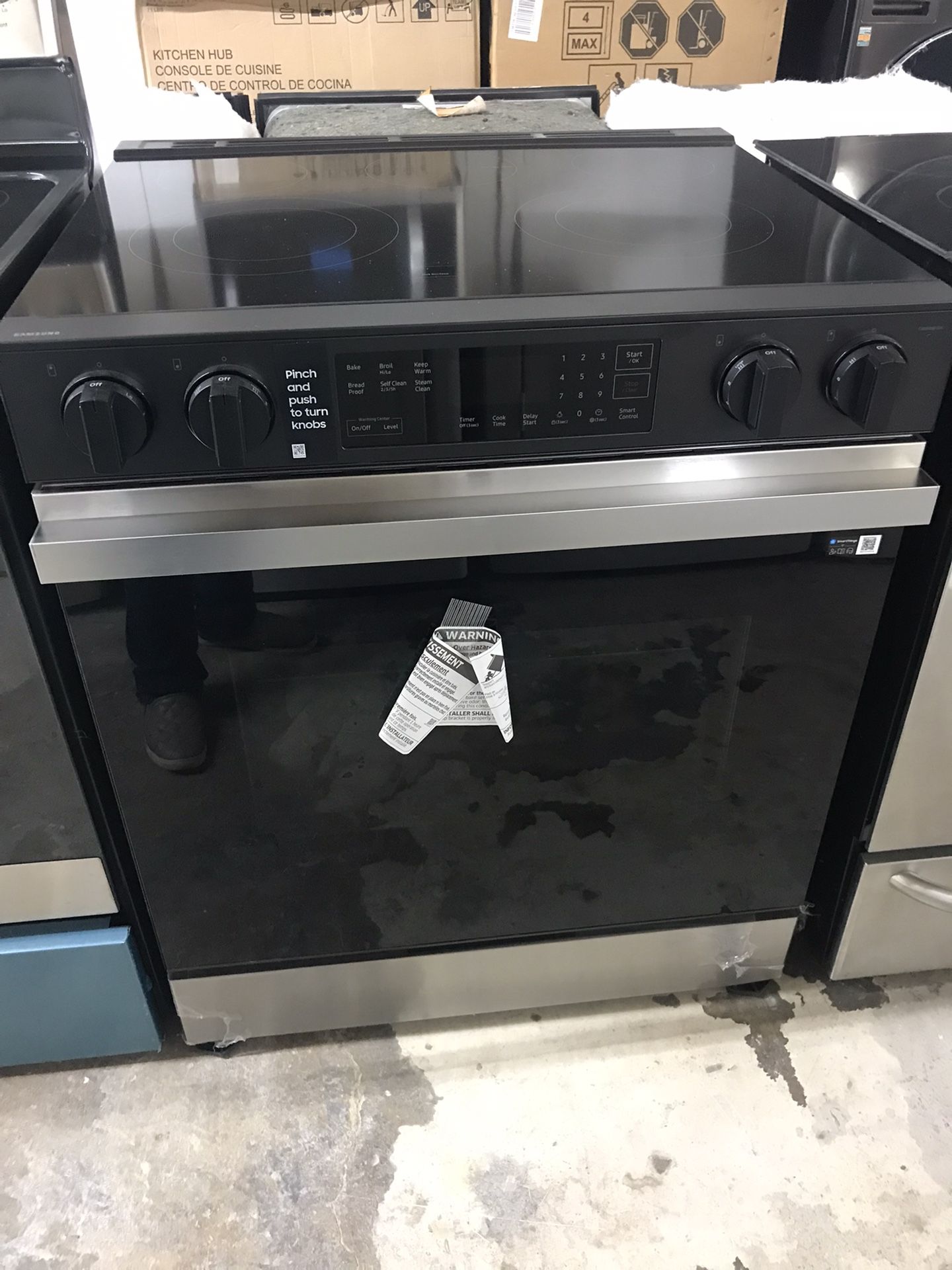 30” Samsung Smart Electric Slide-In Range (New)