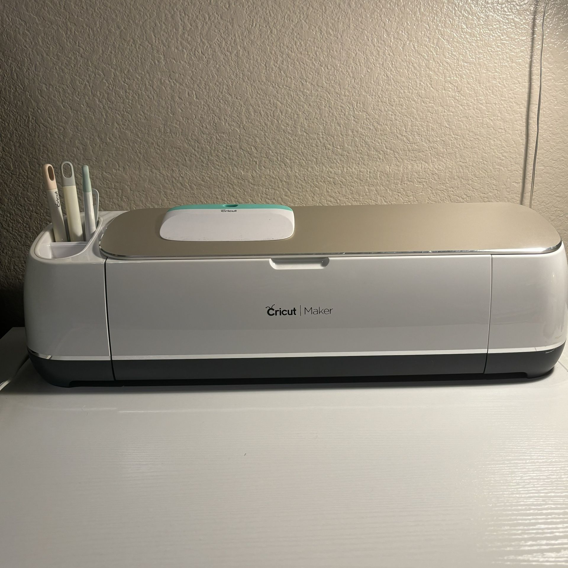 Cricut Maker Champagne