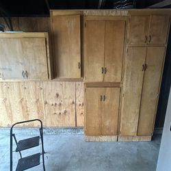 Cabinets 